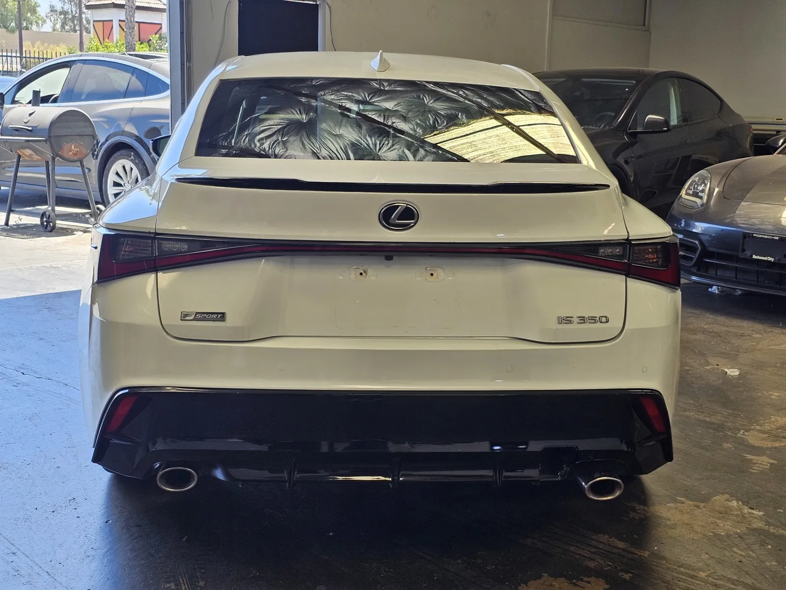 Lexus IS photo 3