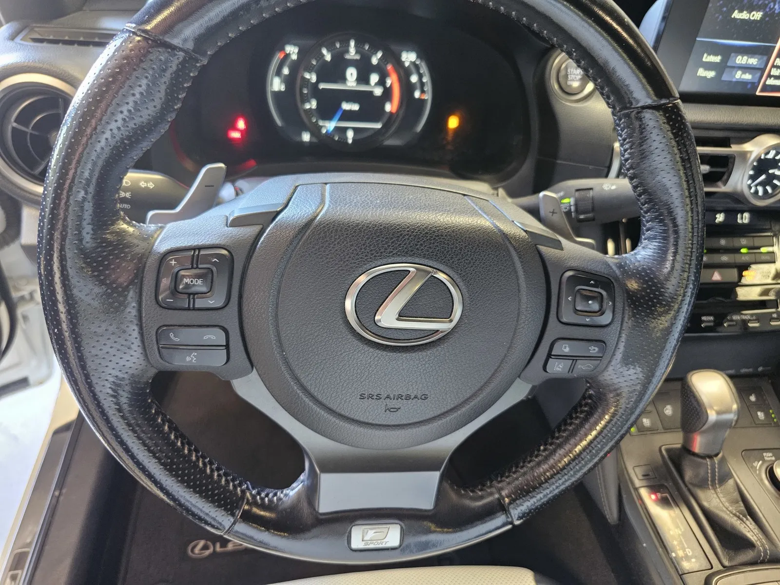 Lexus IS photo 15