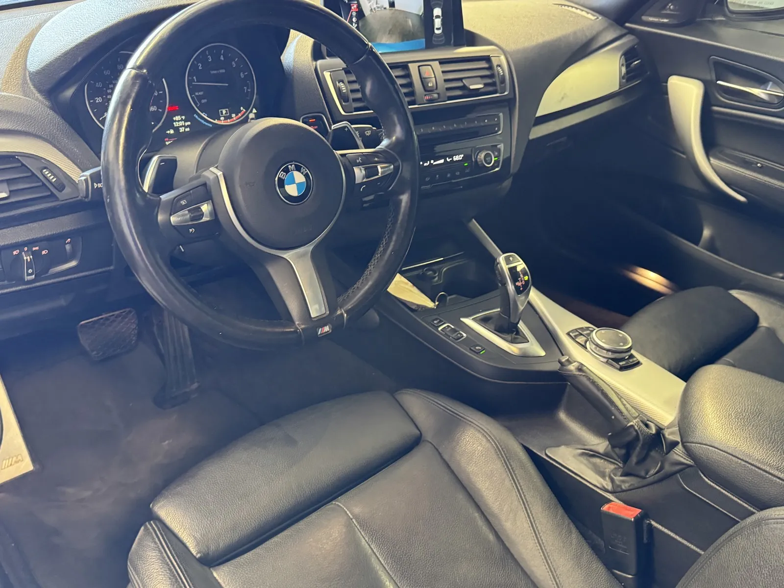 BMW 2 Series photo 9