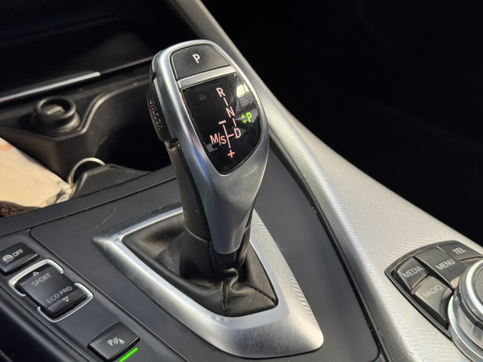 BMW 2 Series photo 15