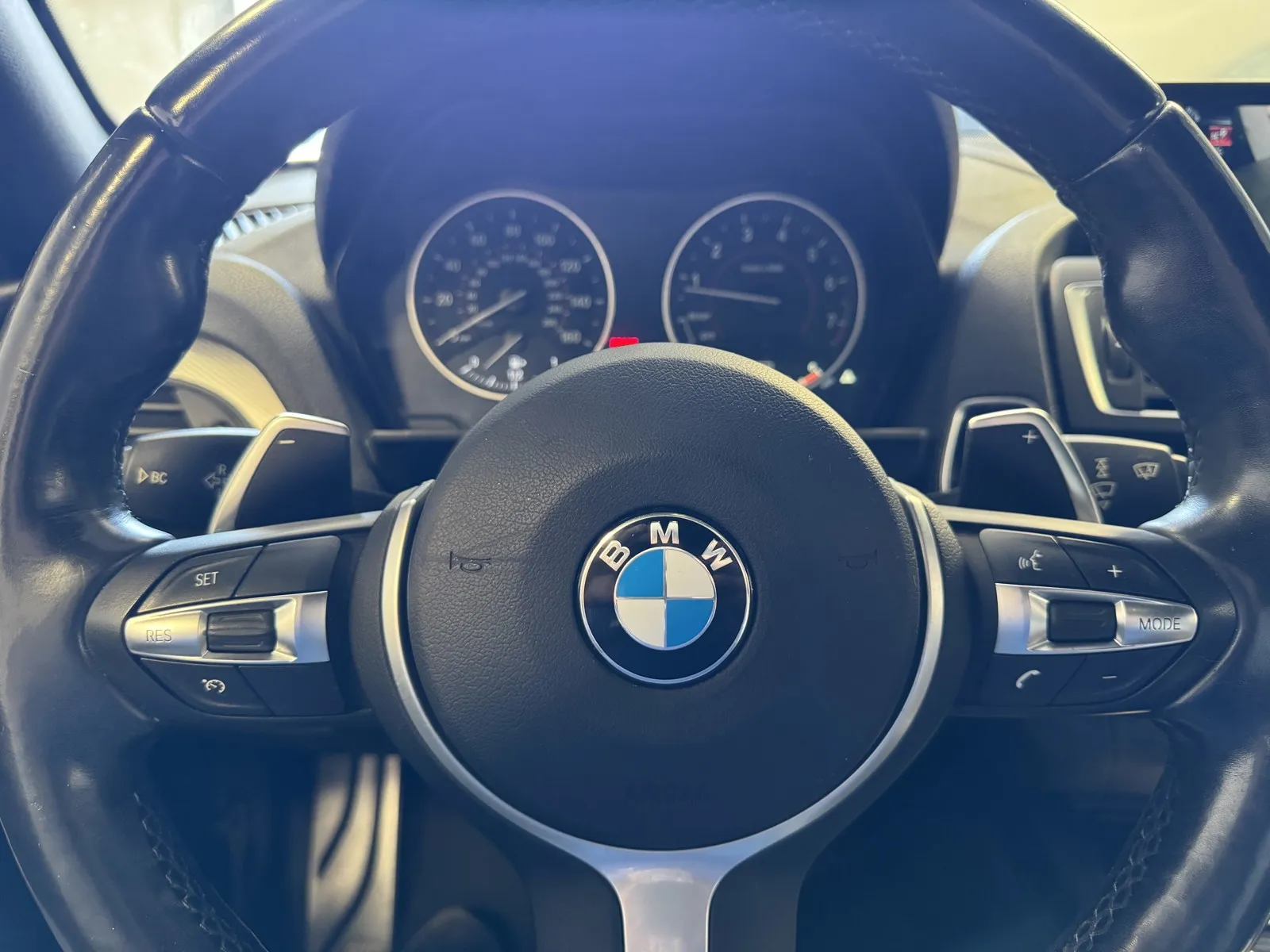 BMW 2 Series photo 19