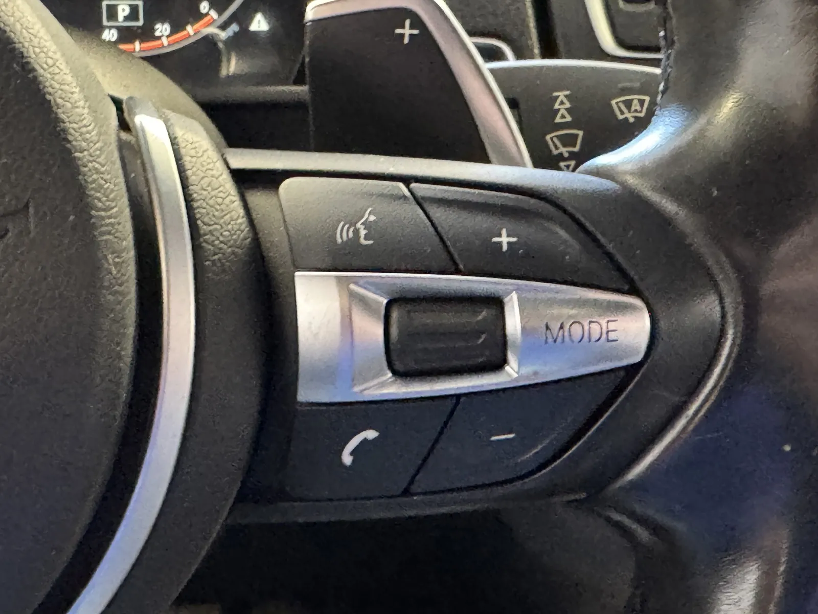 BMW 2 Series photo 16