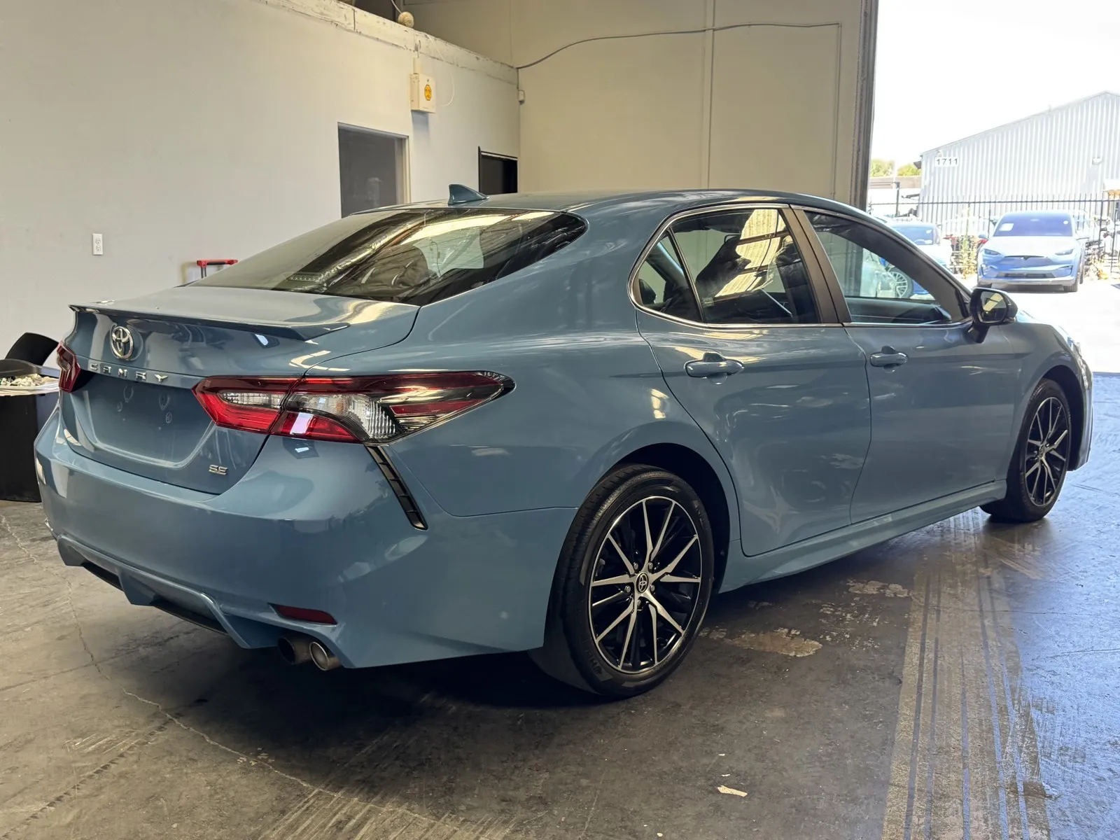 Toyota Camry photo 4
