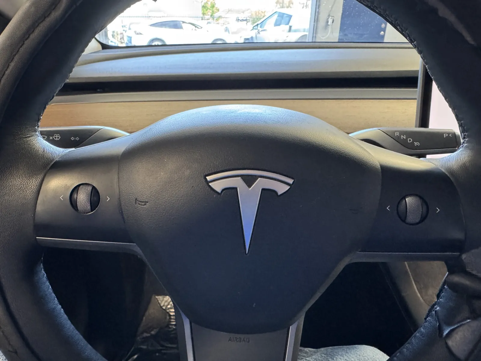 Tesla Model Y photo 20