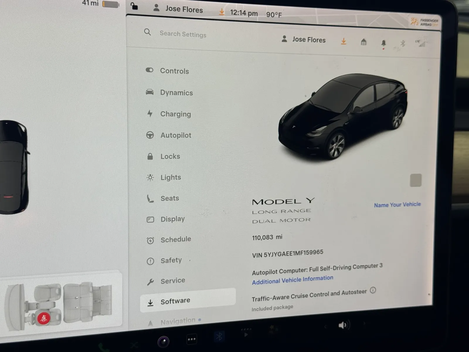 Tesla Model Y photo 16