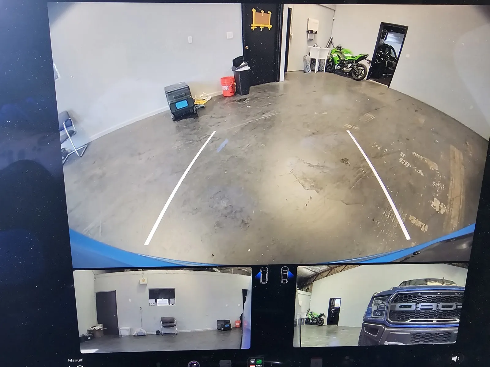 Tesla Model X photo 17