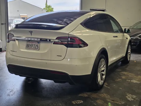 More photos of 2017 Tesla Model X at Premium Autos - Norco, CA