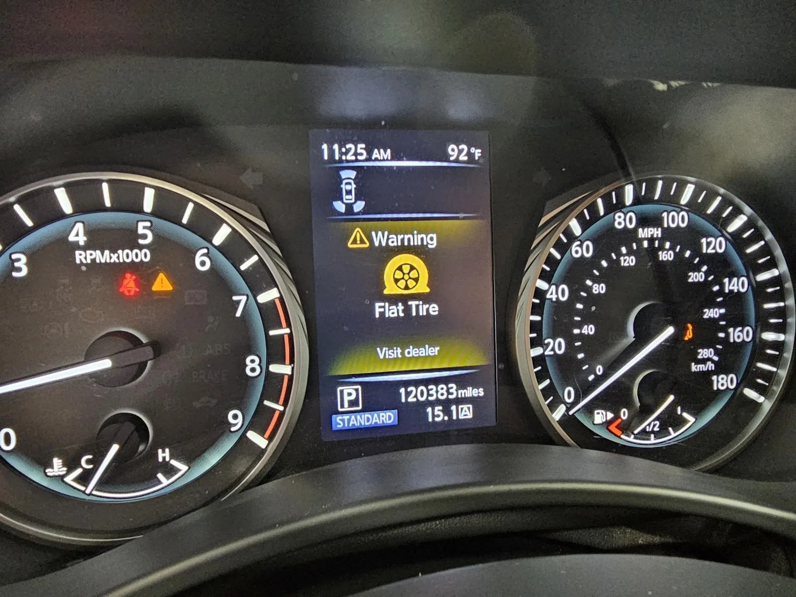 Infiniti Q50 photo 16