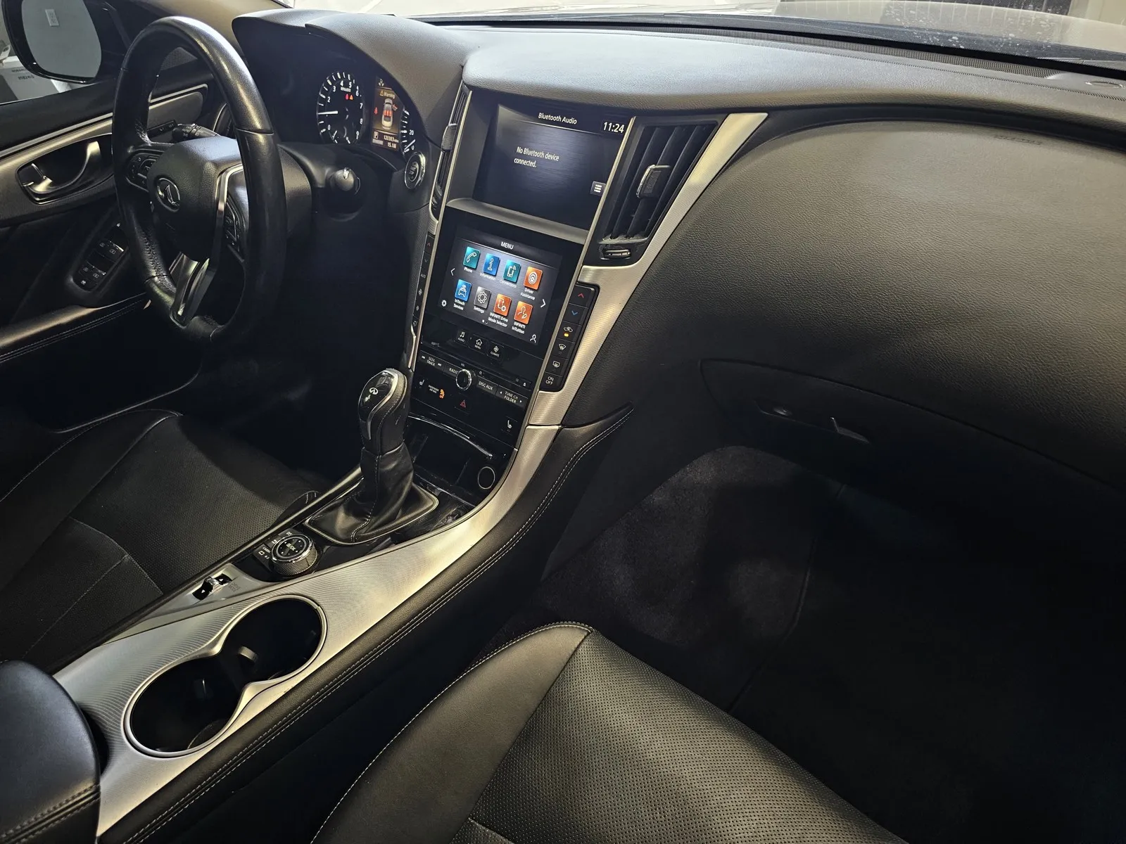 Infiniti Q50 photo 5