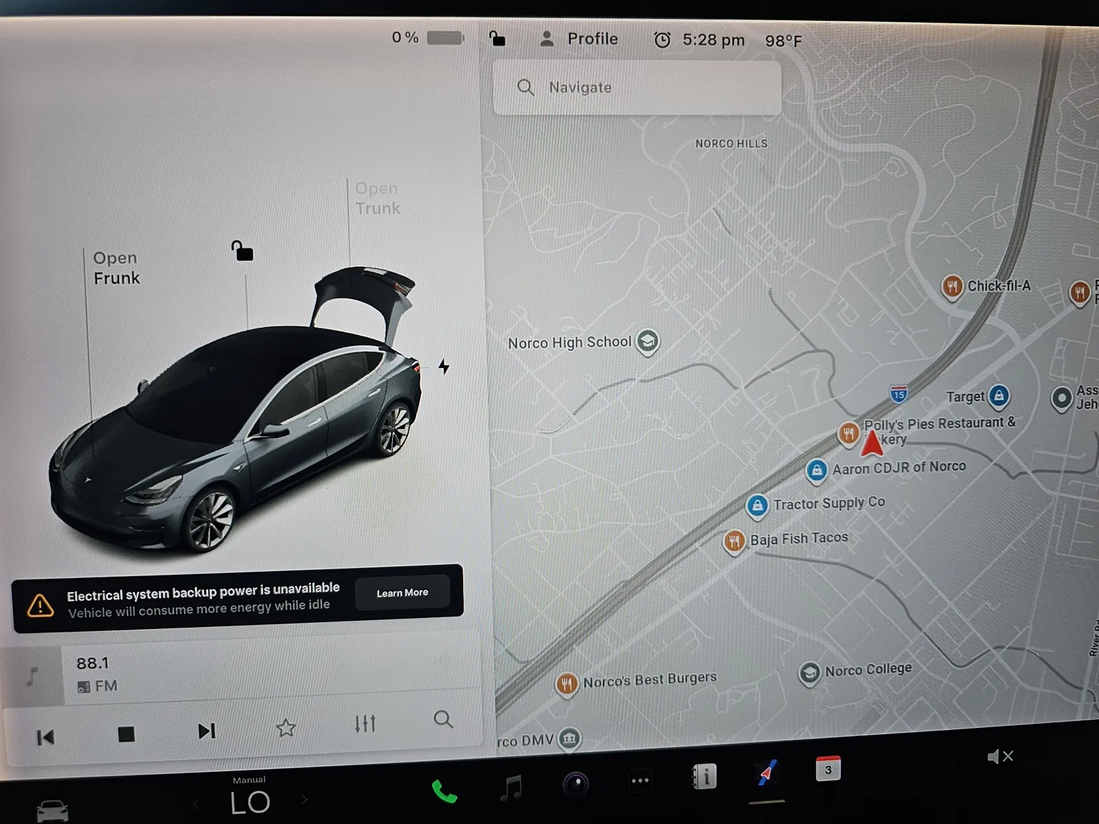Tesla Model 3 photo 16