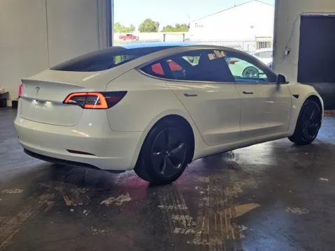 More photos of 2020 Tesla Model 3 at Premium Autos - Norco, CA