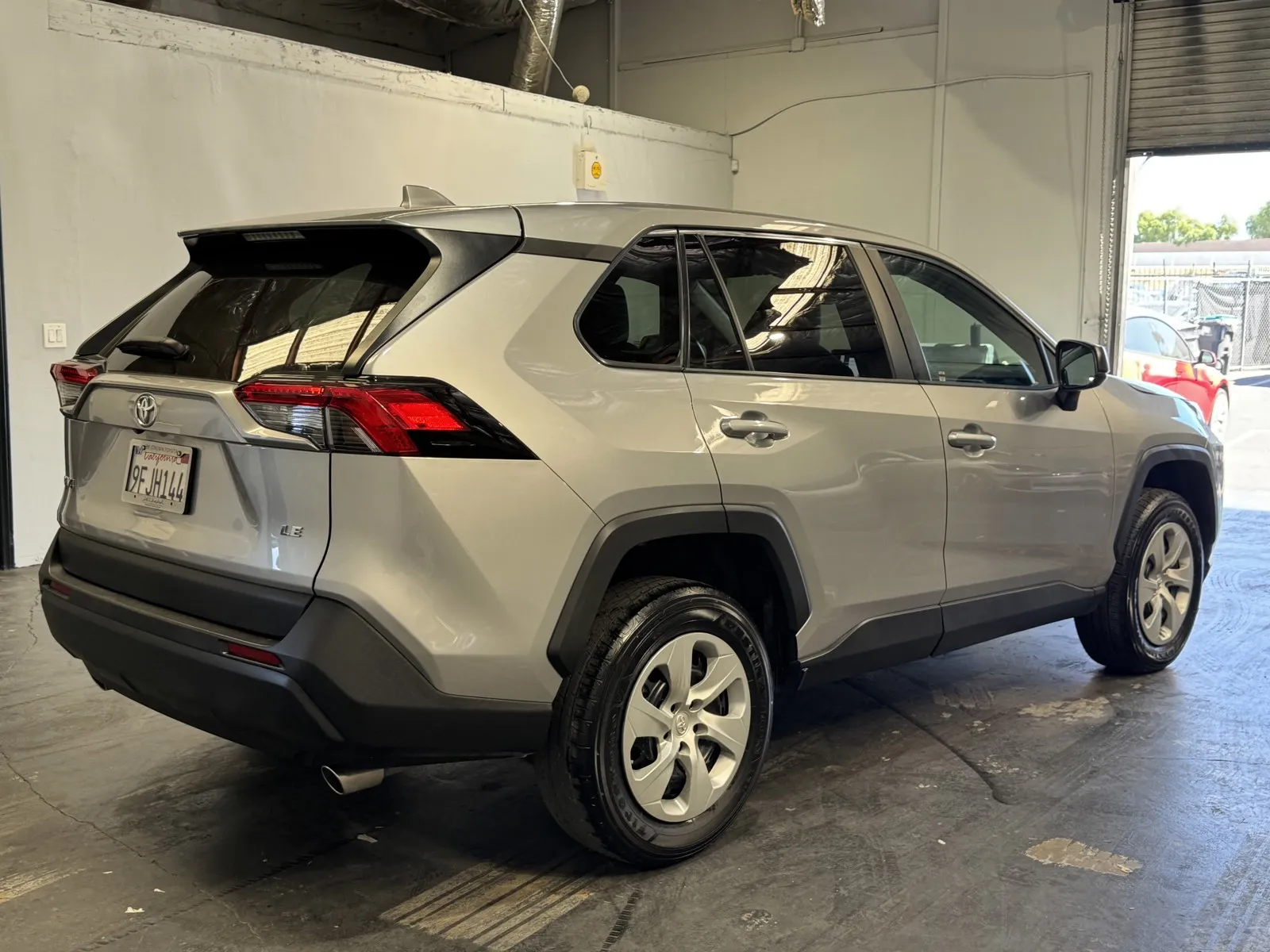 Toyota RAV4 photo 4