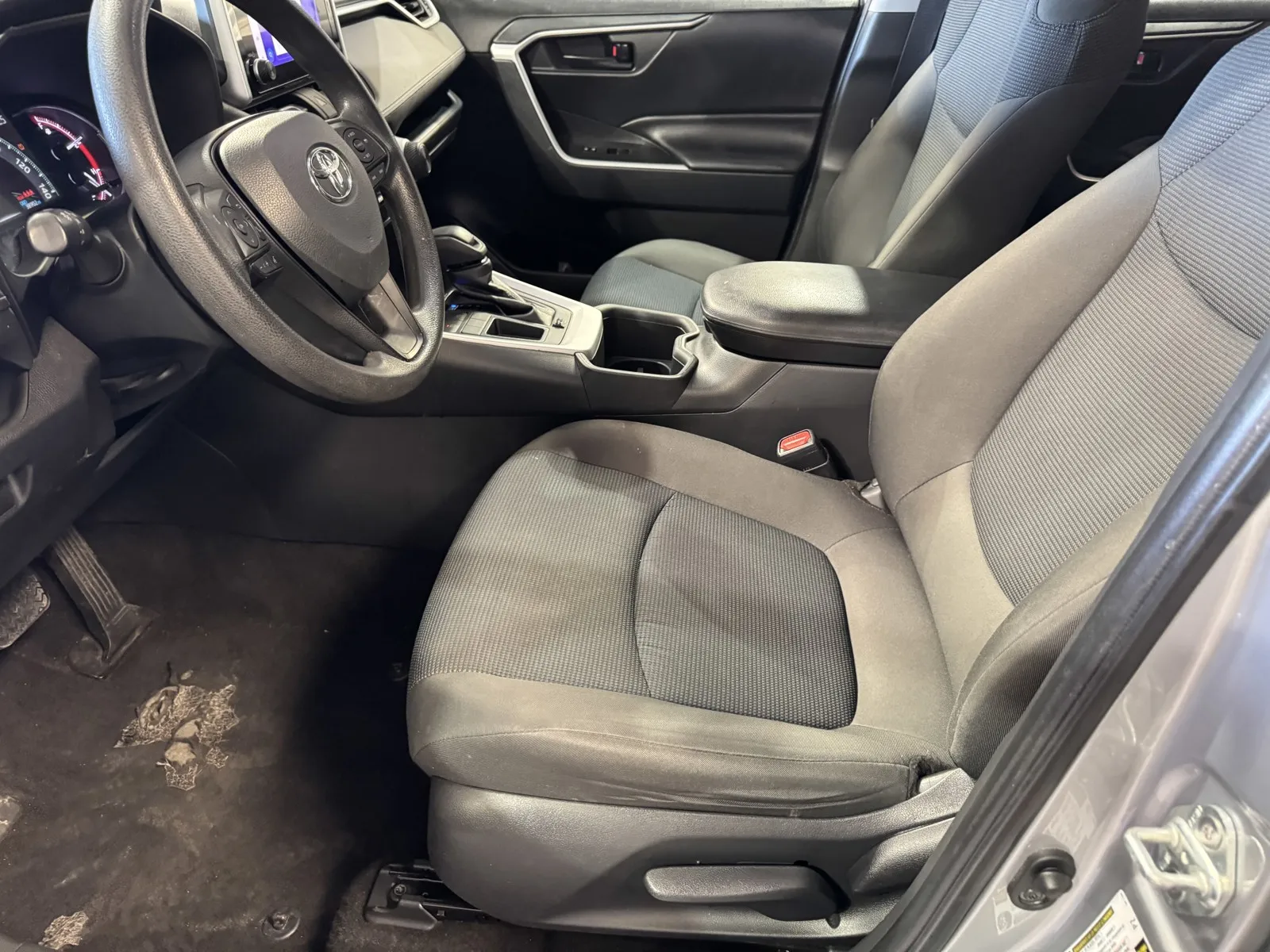 Toyota RAV4 photo 15