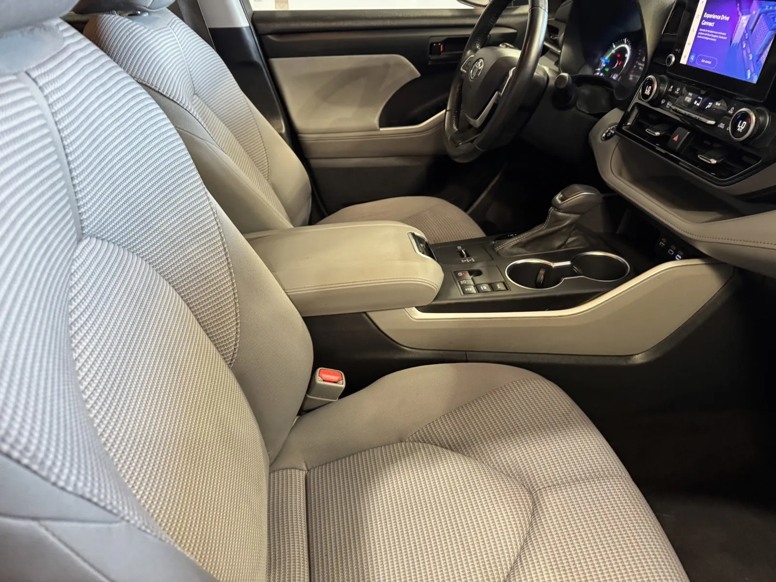 Toyota Highlander photo 6