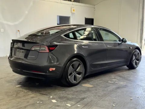 More photos of 2018 Tesla Model 3 at Premium Autos - Norco, CA