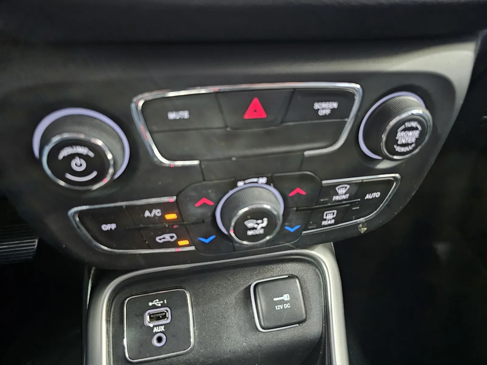 Jeep Compass photo 18