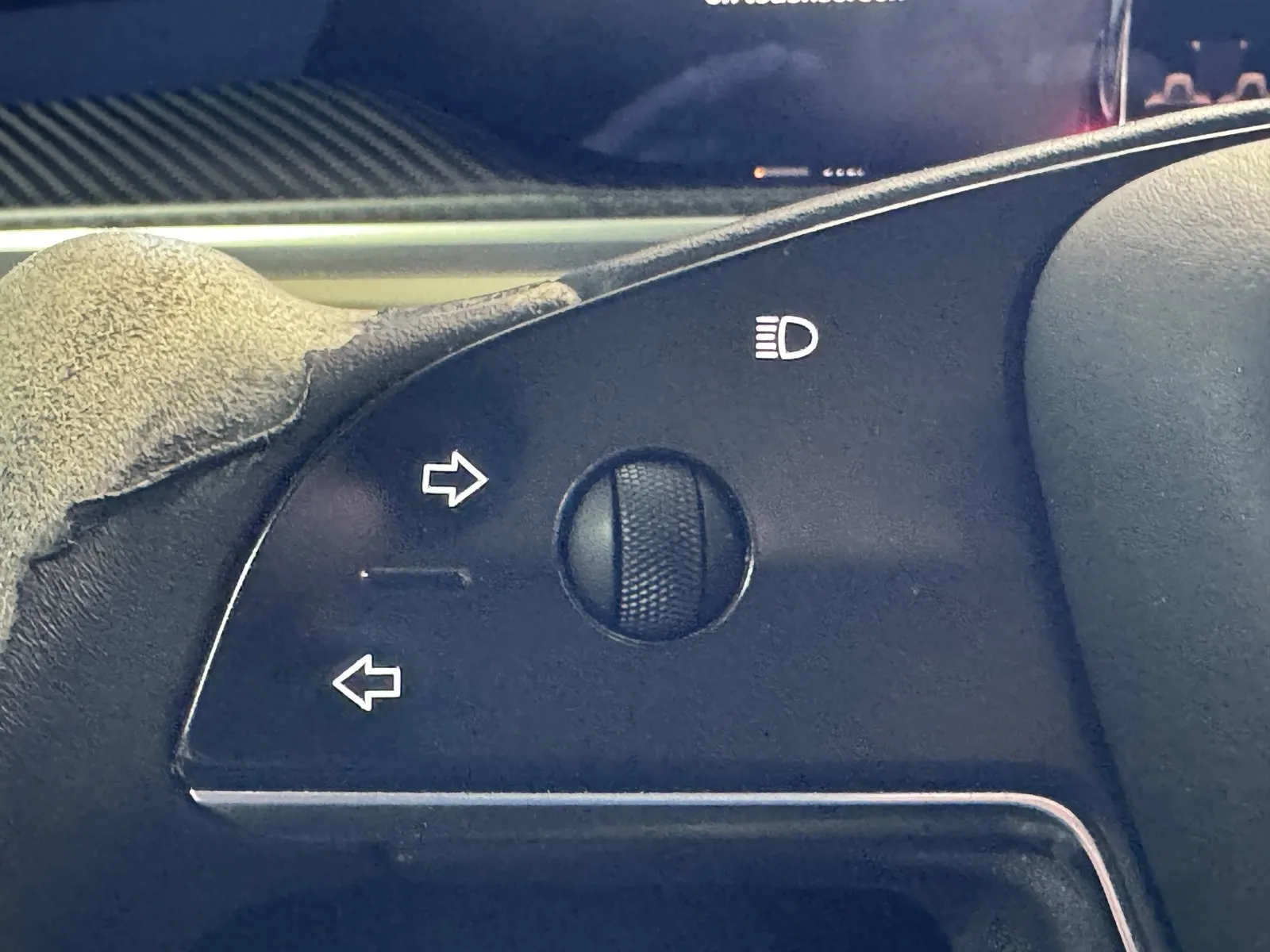 Tesla Model X photo 18