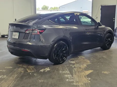 More photos of 2021 Tesla Model Y Long Range at Premium Autos - Norco, CA