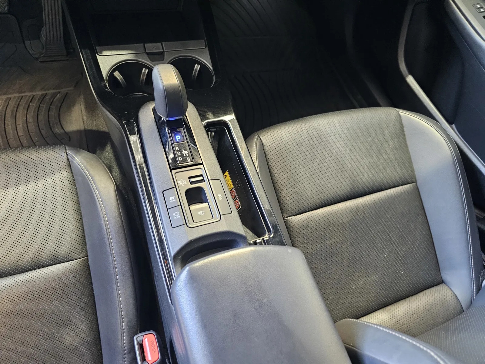 Toyota Prius photo 17