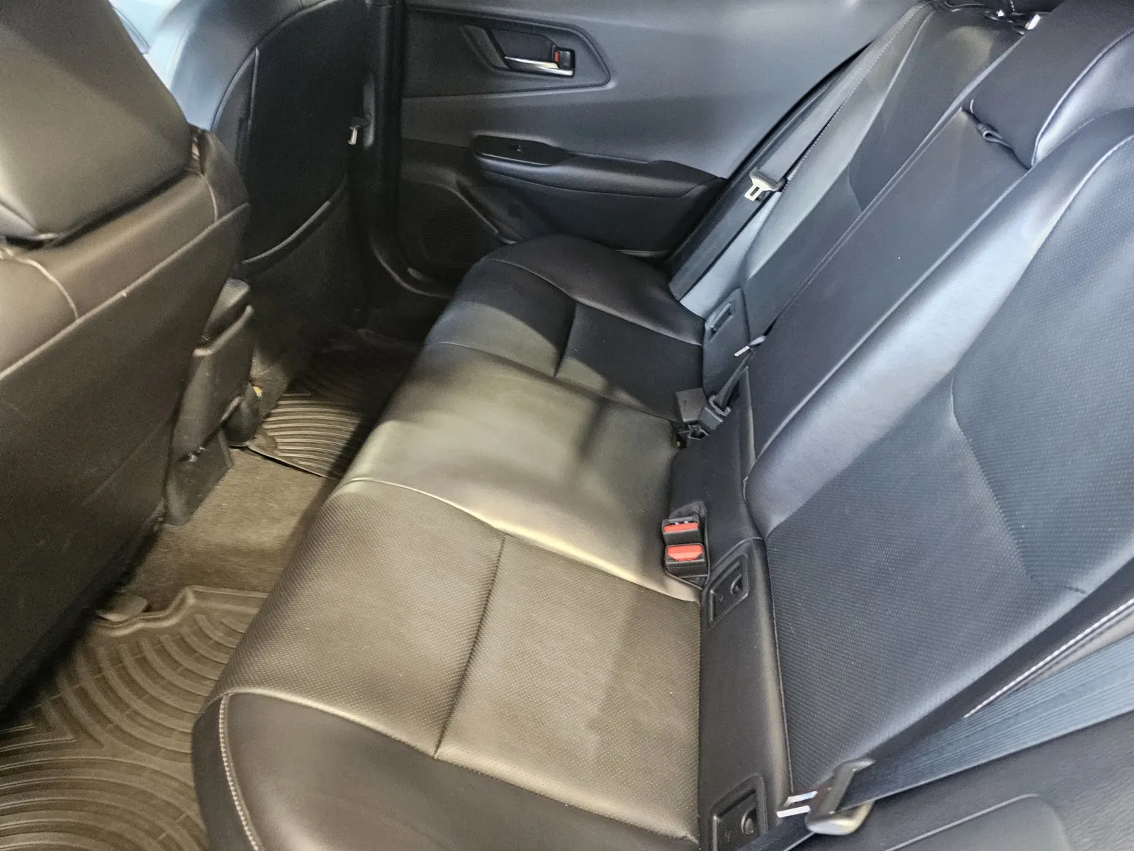 Toyota Prius photo 12