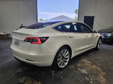 More photos of 2018 Tesla Model 3 long range at Premium Autos - Norco, CA