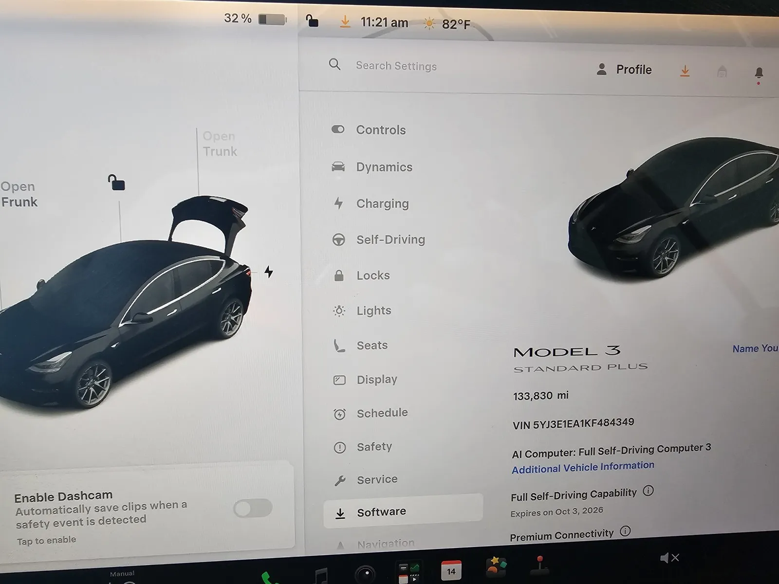 Tesla Model 3 photo 17