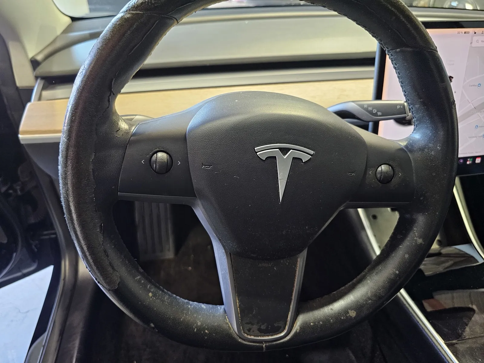 Tesla Model 3 photo 15