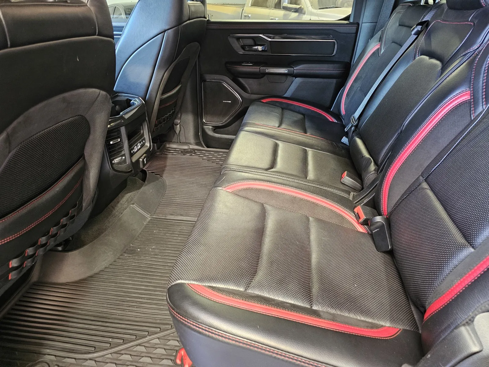 Ram 1500 photo 13