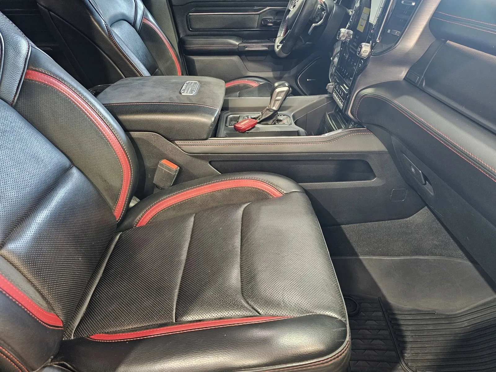 Ram 1500 photo 7