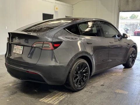 More photos of 2023 Tesla Model Y at Premium Autos - Norco, CA