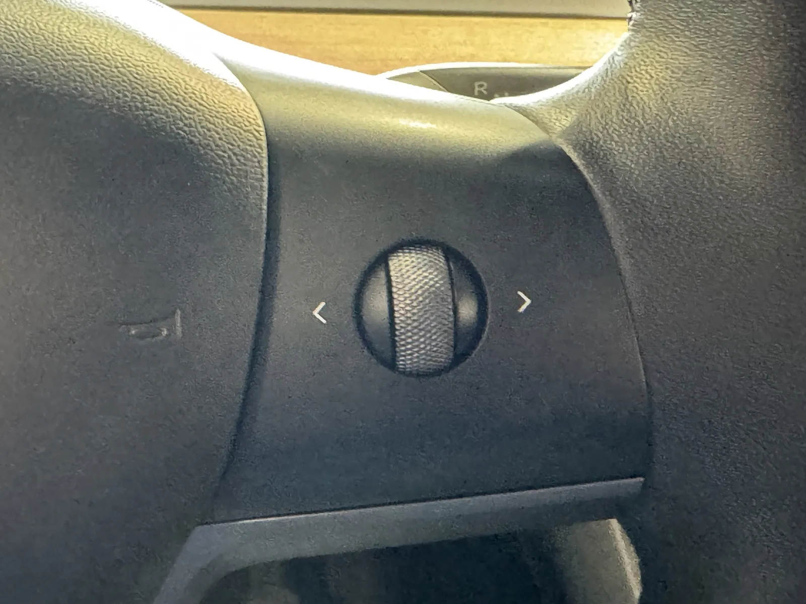 Tesla Model Y photo 19