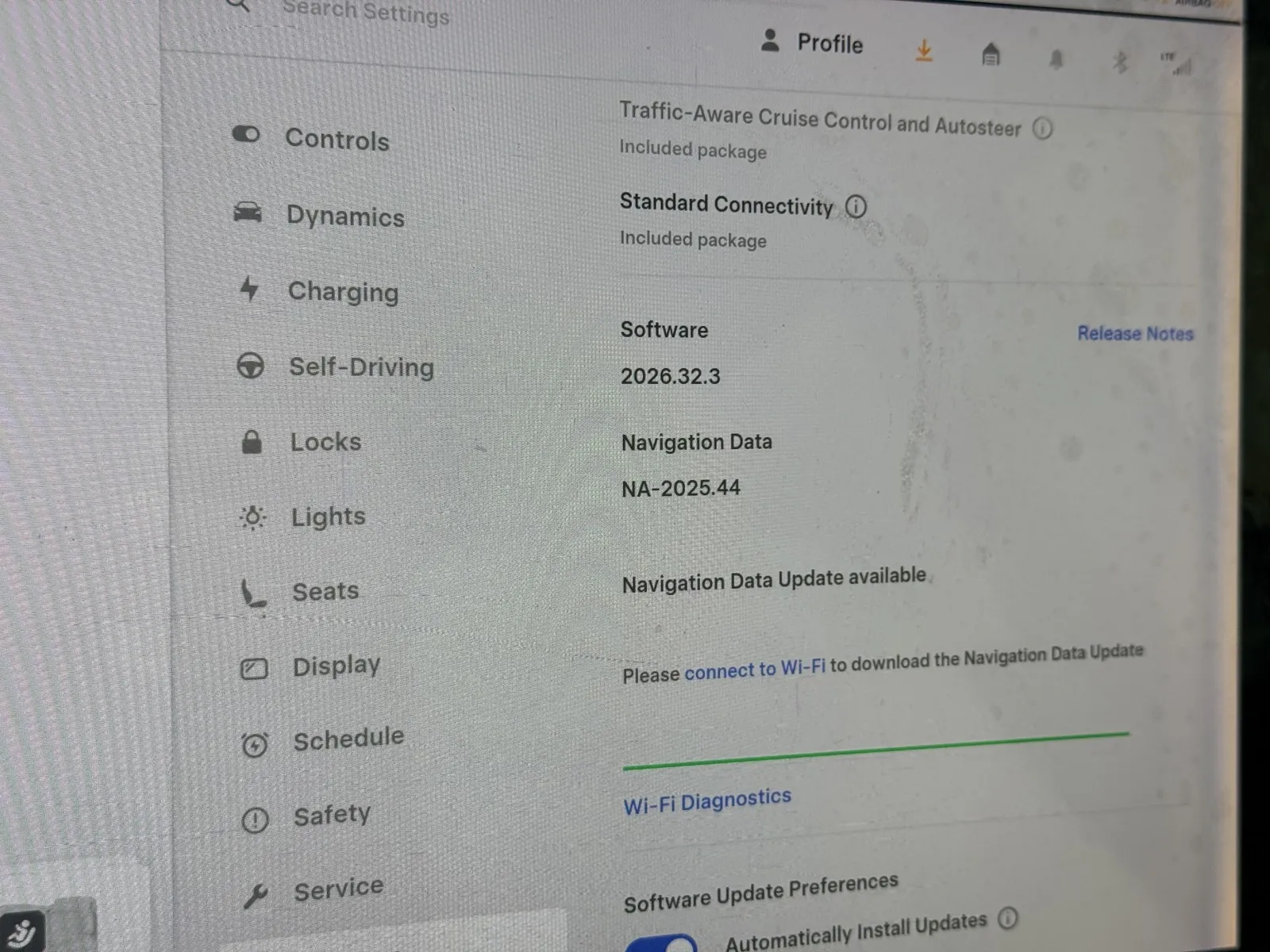Tesla Model 3 photo 17