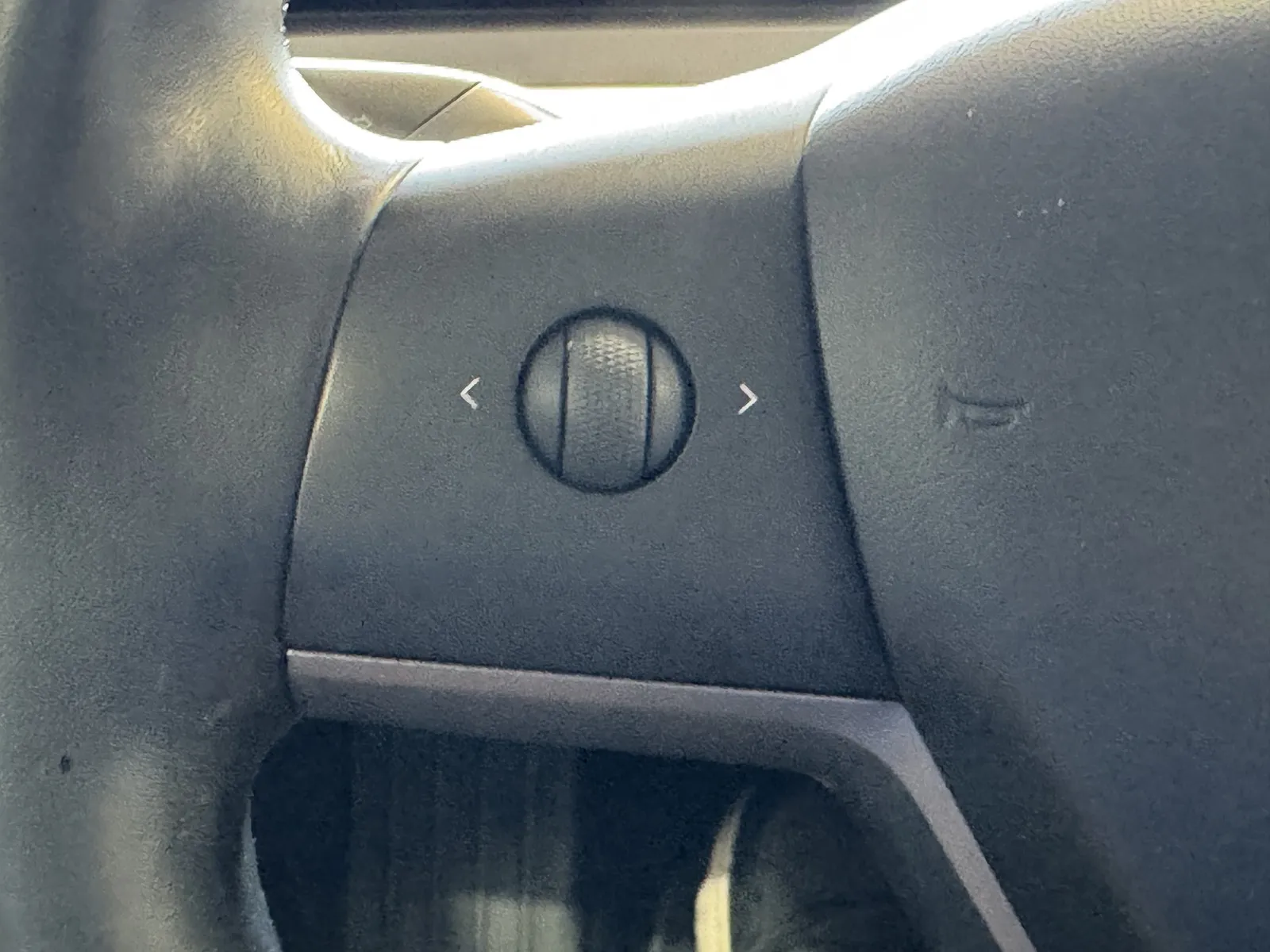 Tesla Model 3 photo 19