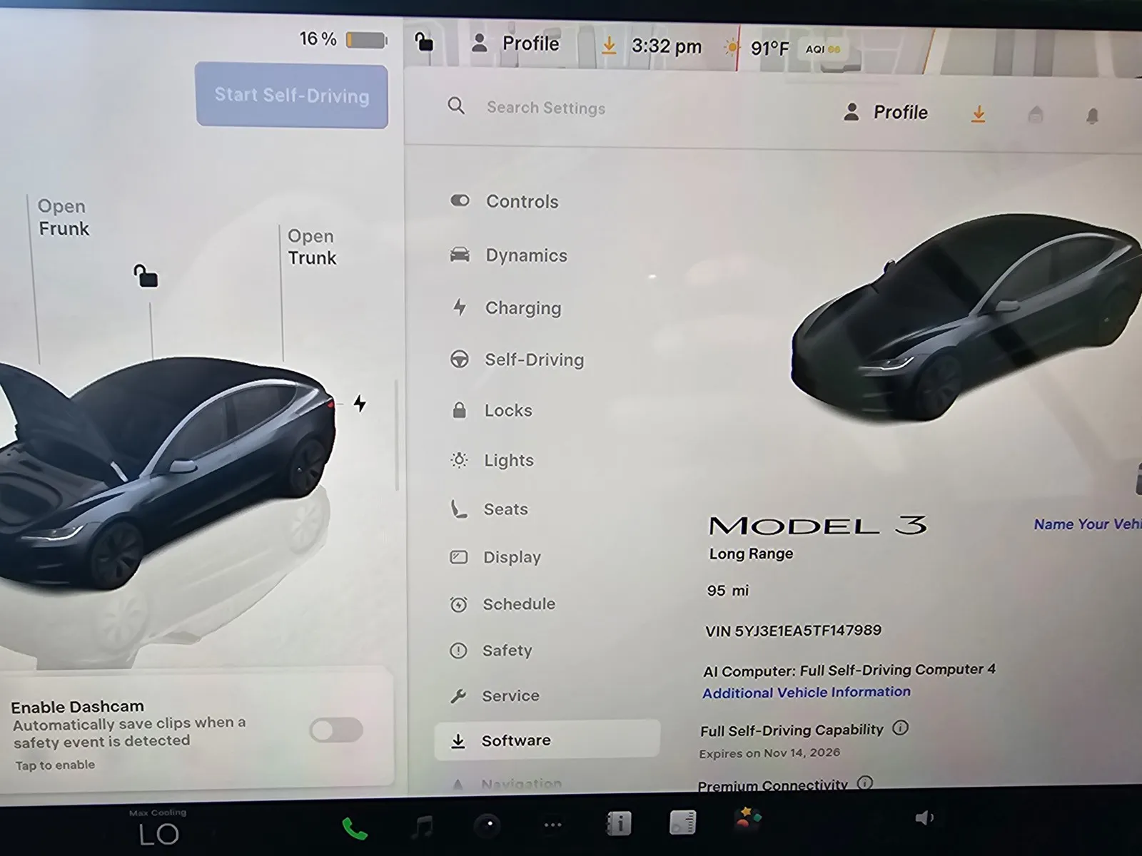 Tesla Model 3 photo 17