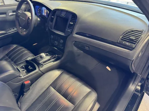 More photos of 2023 Chrysler 300 S V6 at Premium Autos - Norco, CA