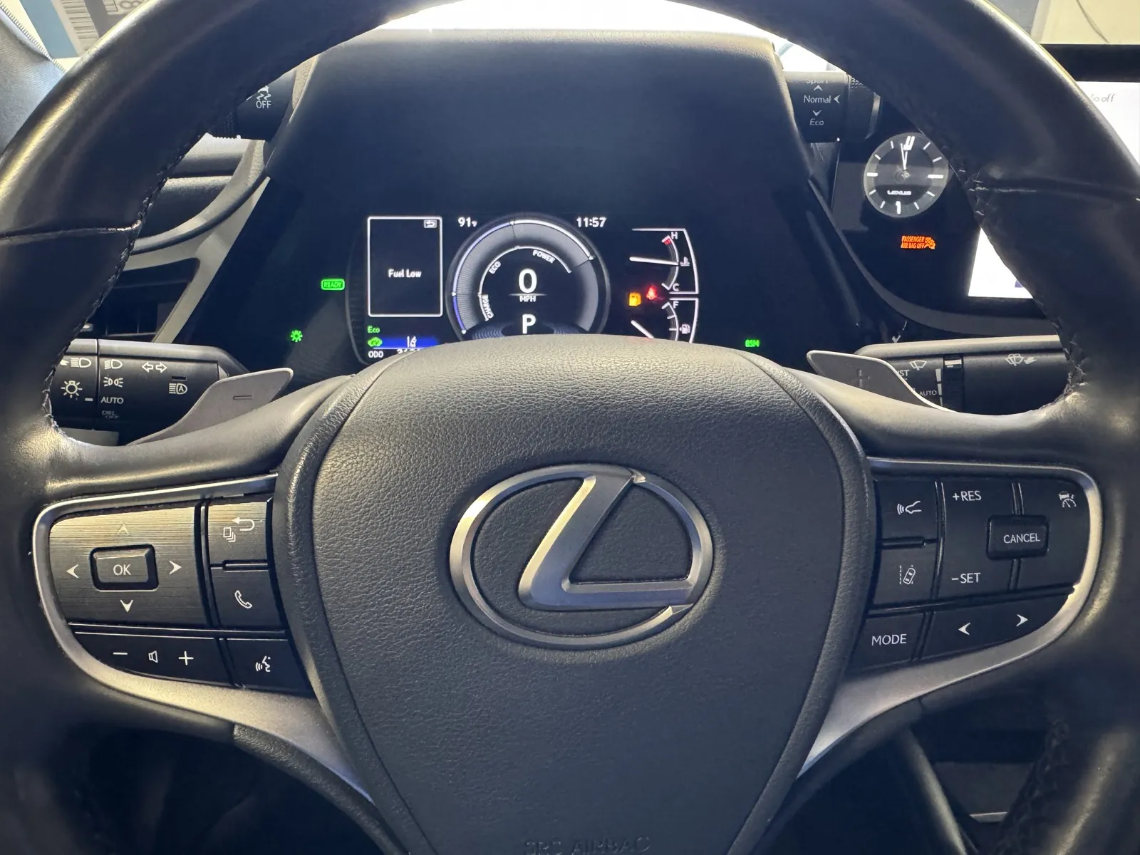 Lexus ES photo 21