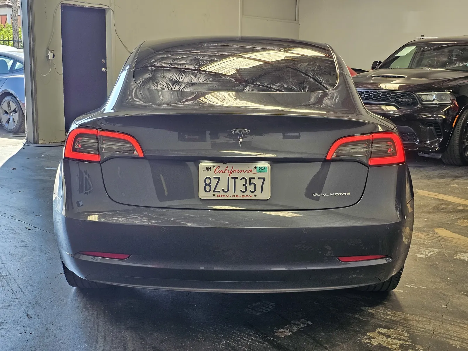 Tesla Model 3 photo 3