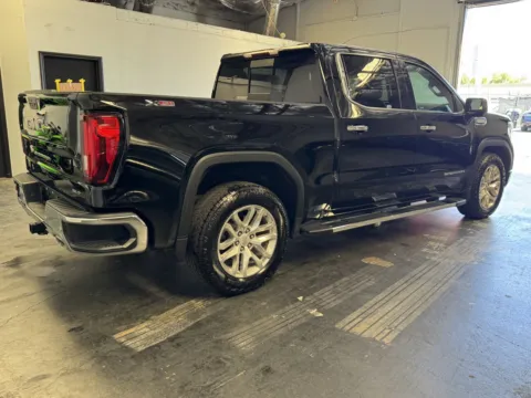 More photos of 2022 GMC Sierra 1500 Limited SLT at Premium Autos - Norco, CA