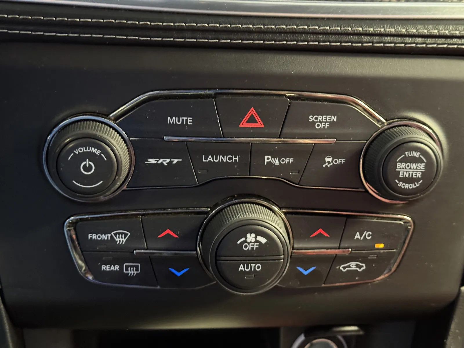 Dodge Charger photo 14