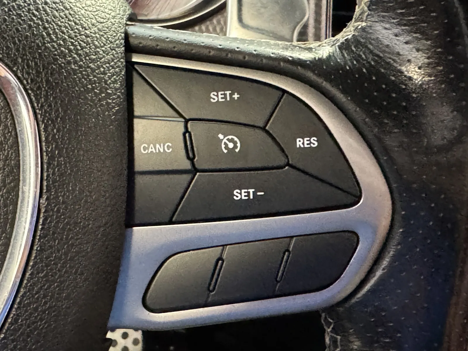 Dodge Charger photo 15
