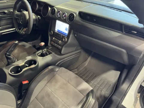 More photos of 2019 Ford Mustang at Premium Autos - Norco, CA