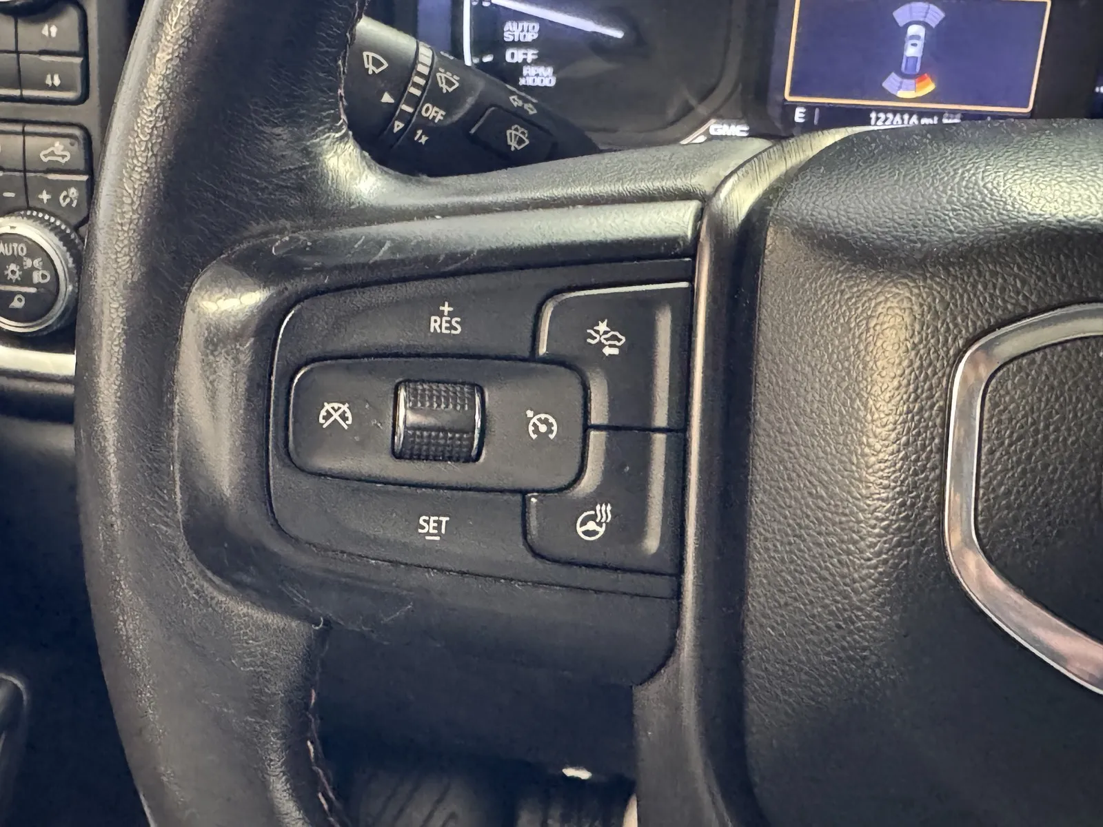 GMC Sierra photo 20