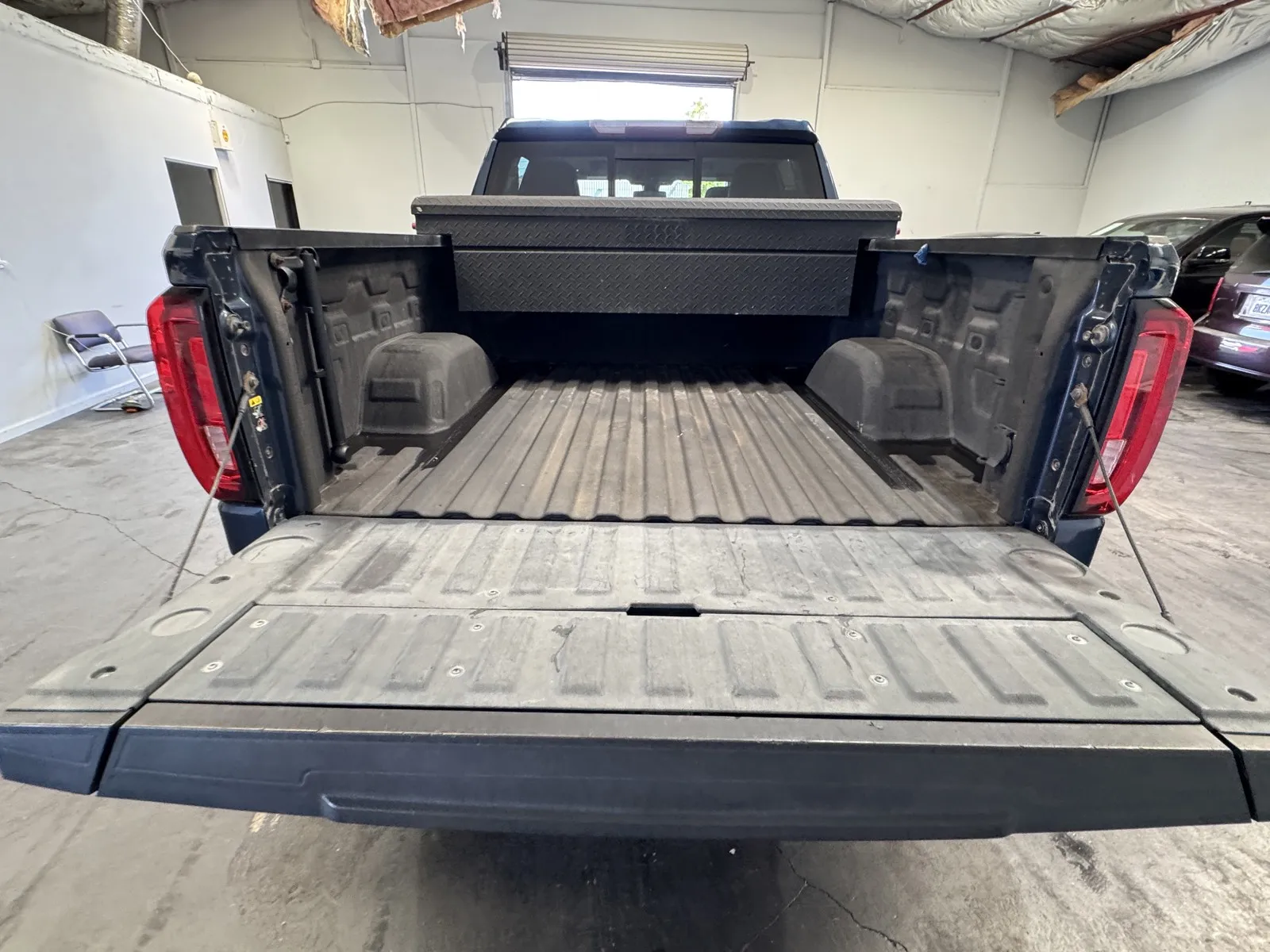 GMC Sierra photo 9