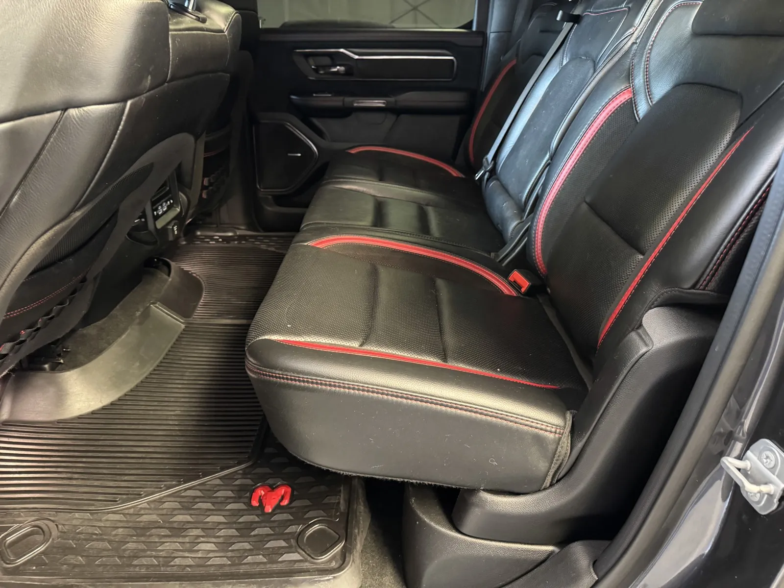 Ram 1500 photo 12
