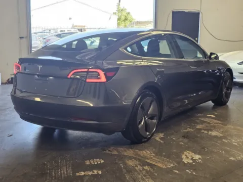 More photos of 2018 Tesla Model 3 Long Range at Premium Autos - Norco, CA