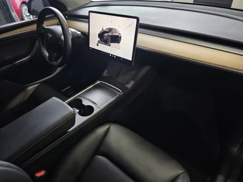 More photos of 2024 Tesla Model Y Long Range at Premium Autos - Norco, CA