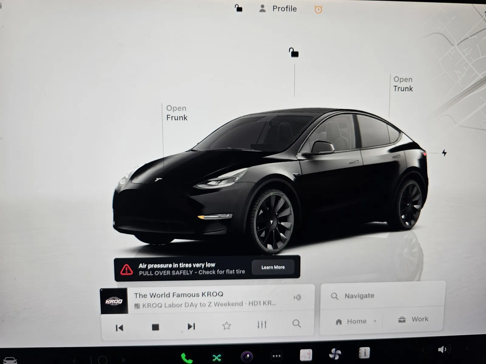 Tesla Model Y photo 16
