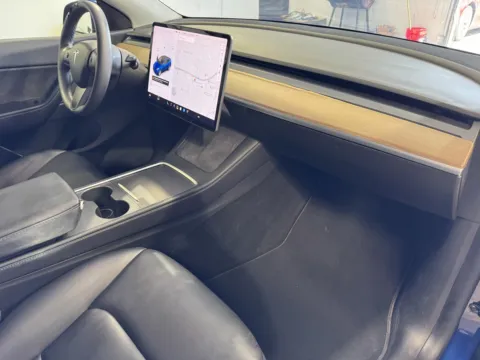 More photos of 2021 Tesla Model Y Long Range at Premium Autos - Norco, CA