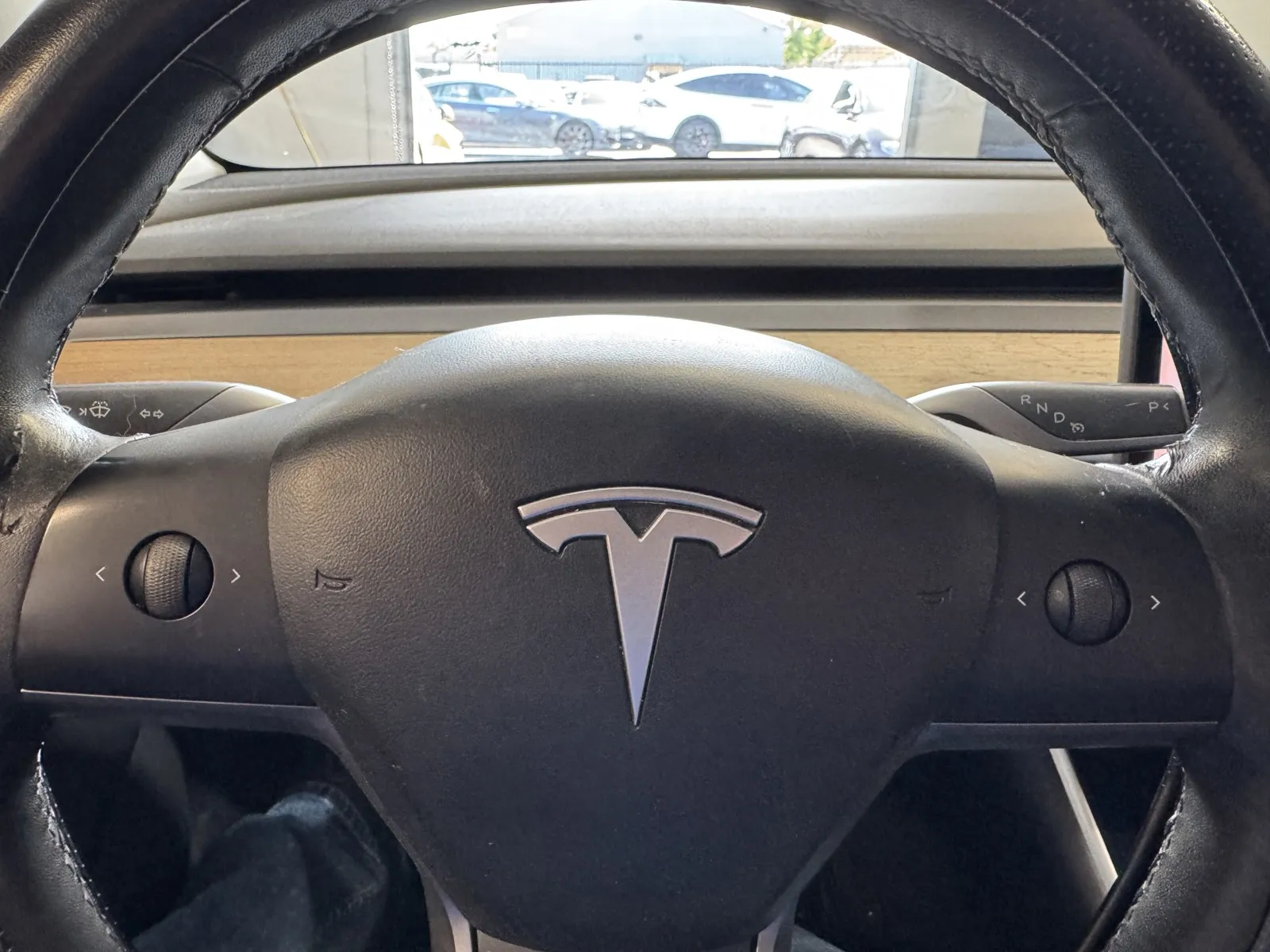 Tesla Model 3 photo 20