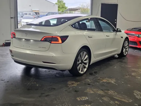 More photos of 2018 Tesla Model 3 at Premium Autos - Norco, CA